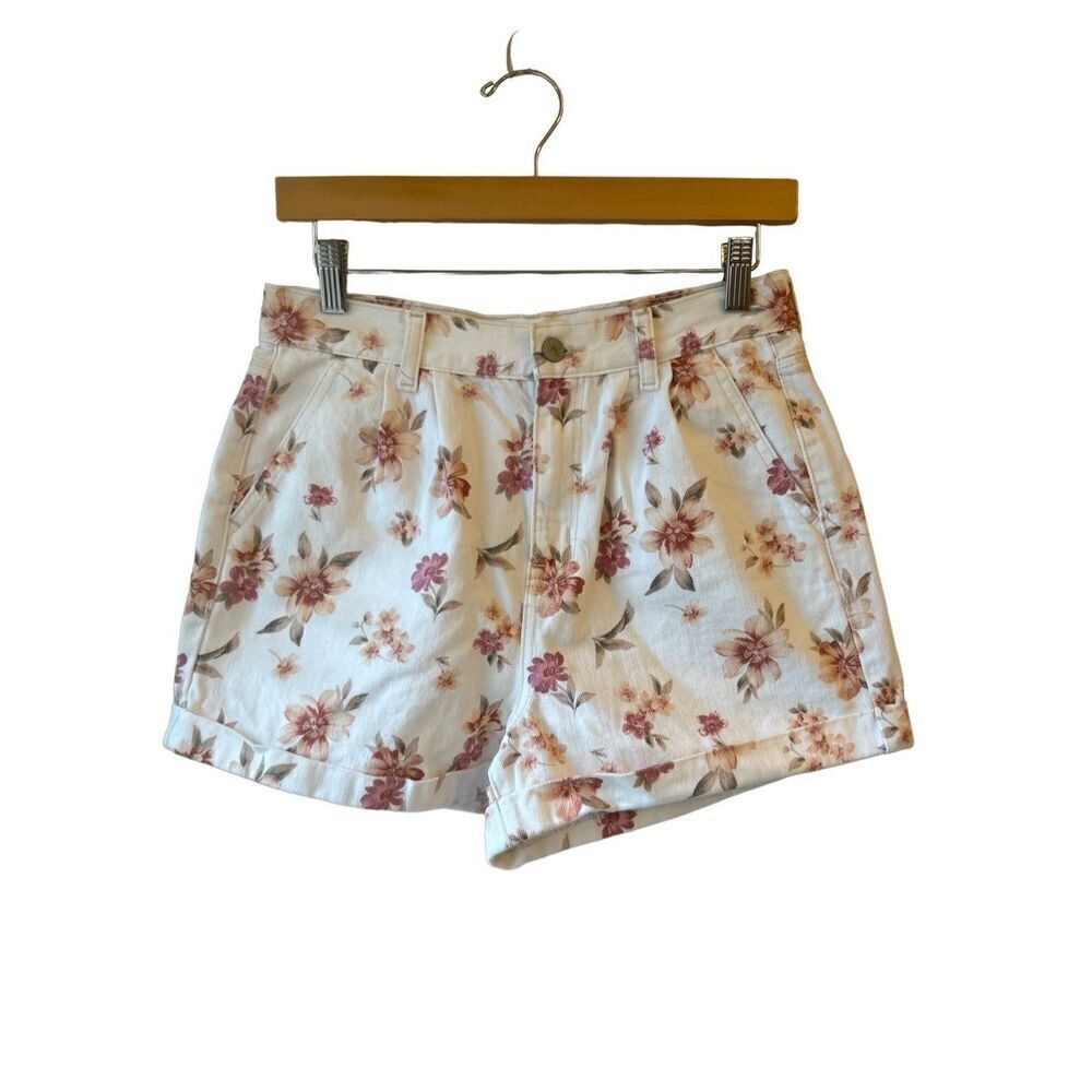 American Eagle Mom Short floral size 4 GUC Cottagecore boho